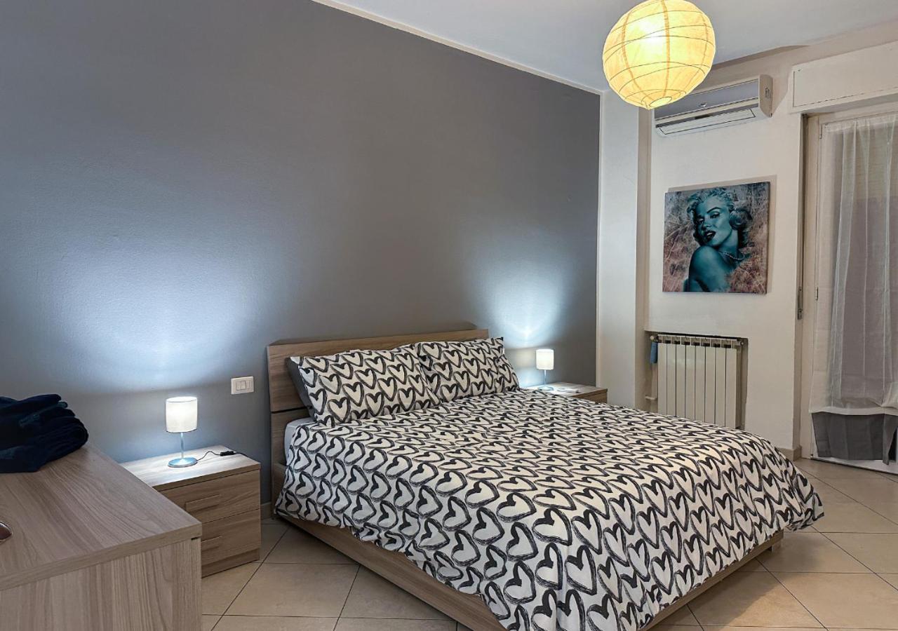 Modern Cenisio Apartment - Self Check-In & Parking Milan Exterior photo